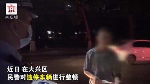 人间吃瓜群众视频,揭秘热门视频背后的故事与笑料