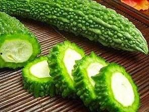 吹泡吃瓜,尽享夏日悠闲时光