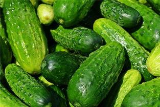 梦见有人在门前买瓜吃瓜,门前瓜香引出的神秘故事