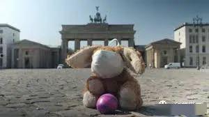 疫情小区吃瓜,小区吃瓜，见证邻里温情与防疫智慧