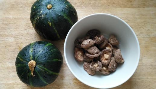 香菇和瓜能不能一起吃,营养互补还是相克之谜？