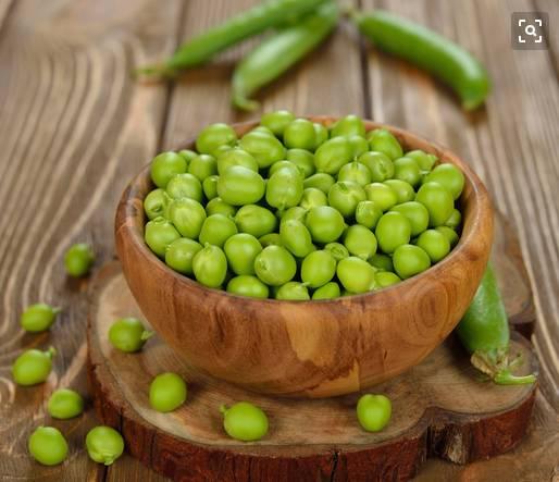 猴子吃瓜豌豆视频播放,猴子美食视频播放量爆表