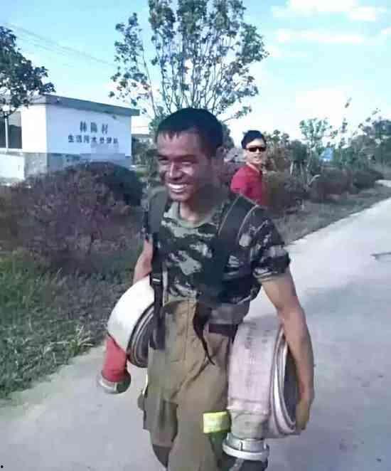 温州龙港吃瓜事件,一场网络热议背后的真相与反思